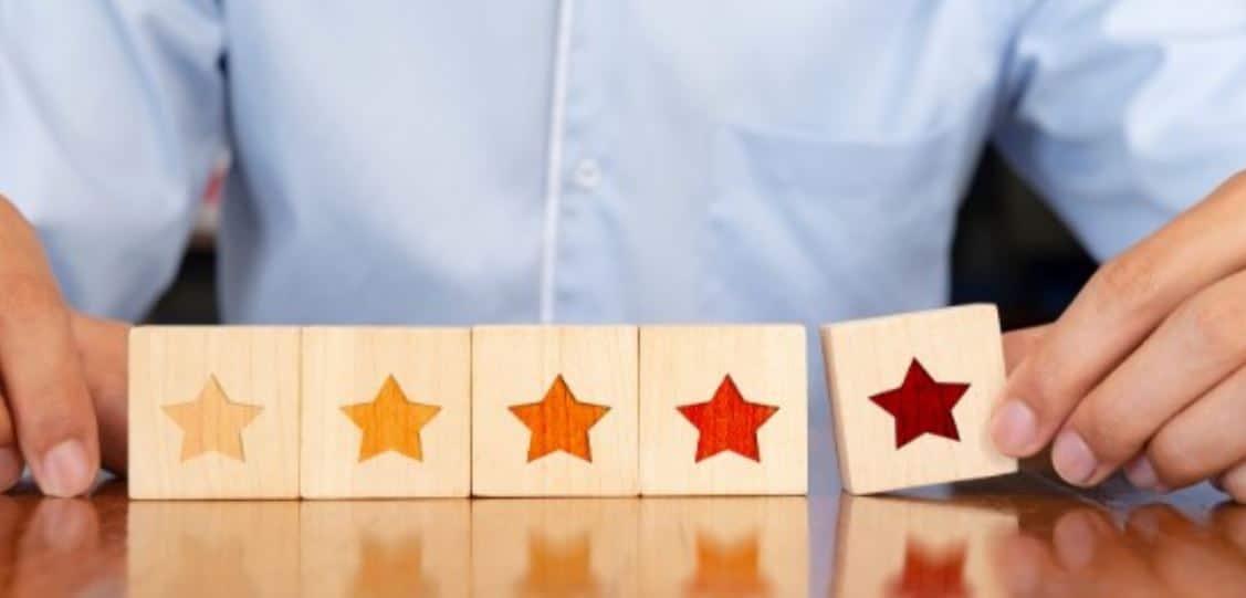 Star Wood Brick Man builds 5 star wood bricks